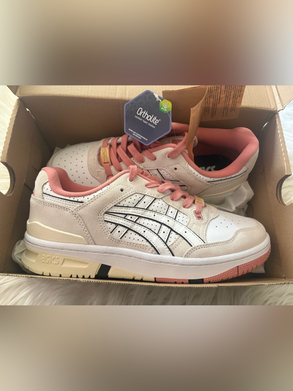 Asics Cream and Pink Mens Low-Top Sneakers